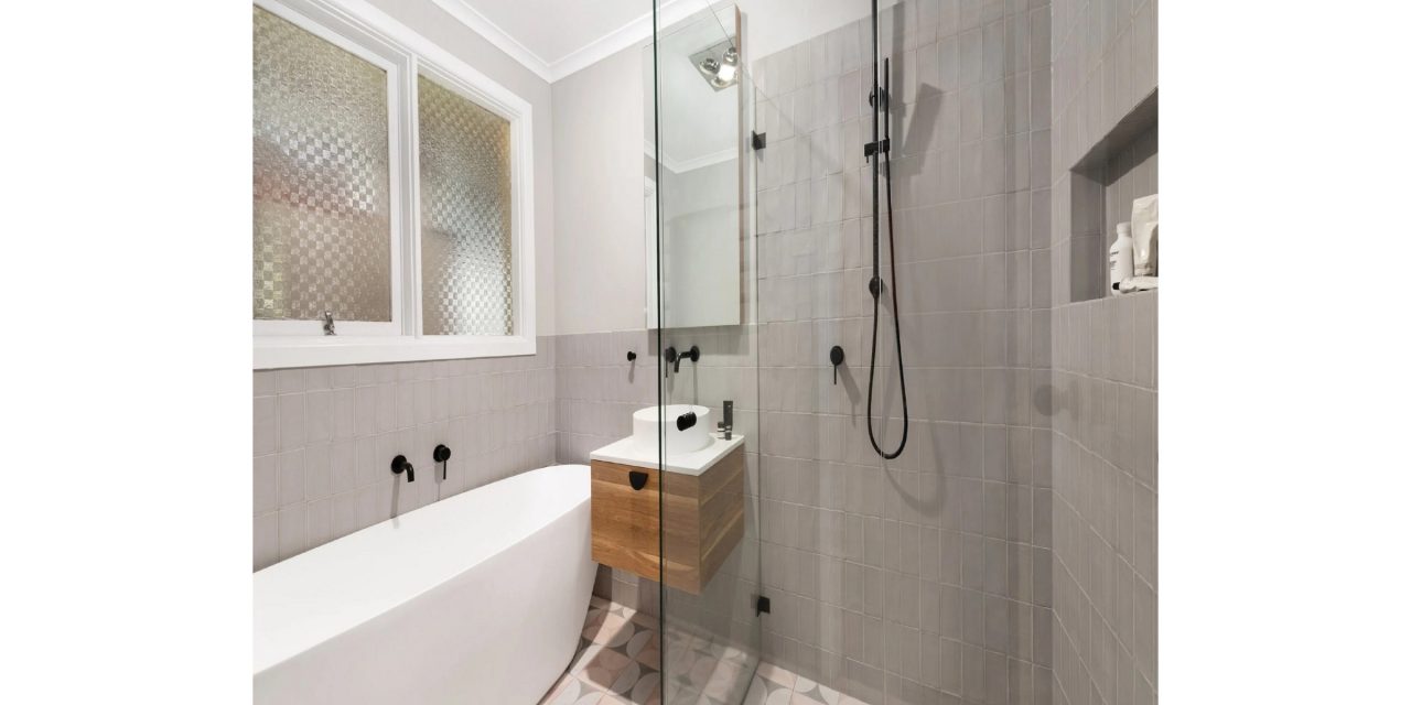 Choosing the Right Shower System for Your Water Pressure (Complete Homeowner Guide)